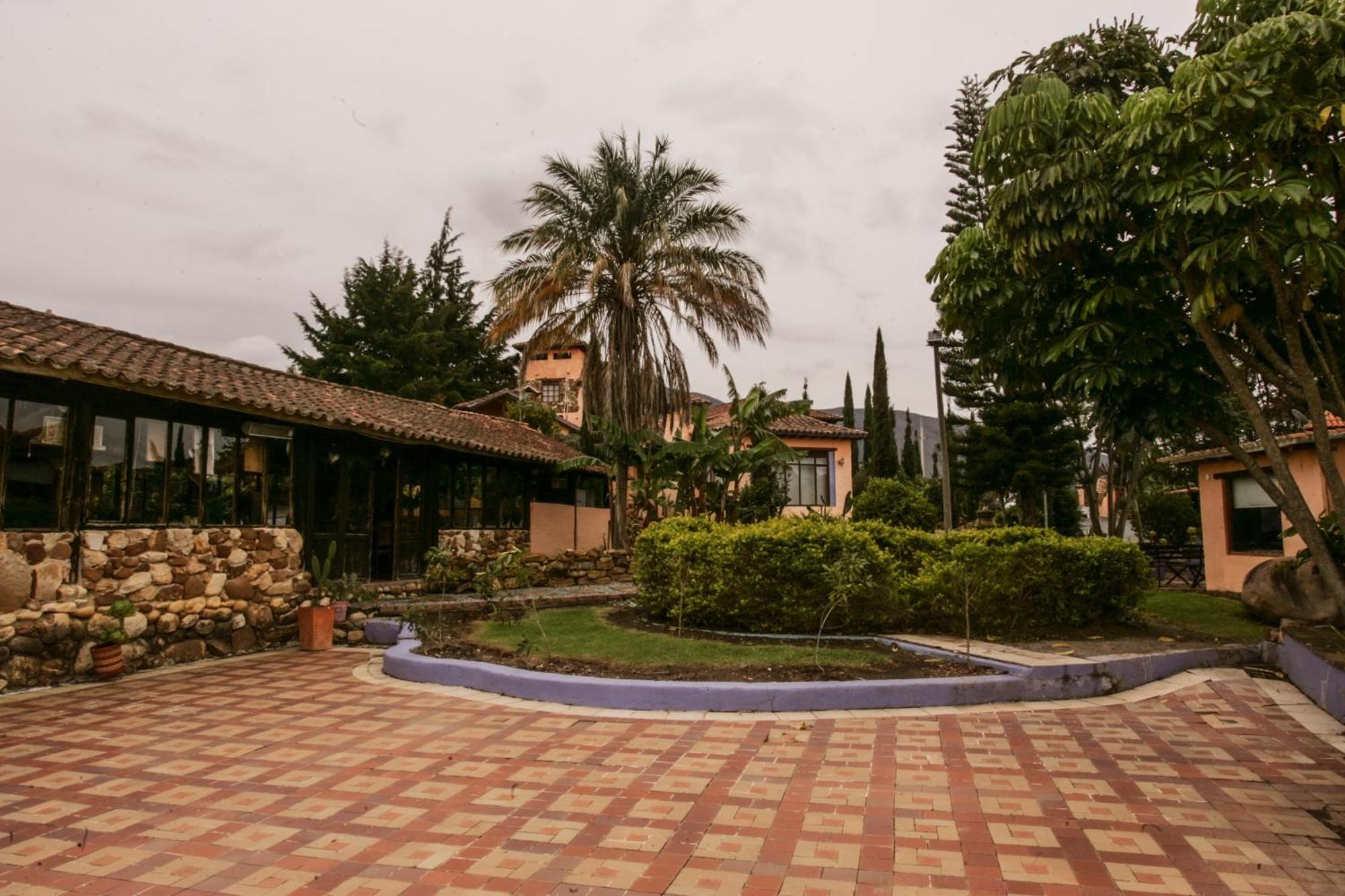 Pensjonat Hacienda Flamingo Villa de Leyva Zewnętrze zdjęcie